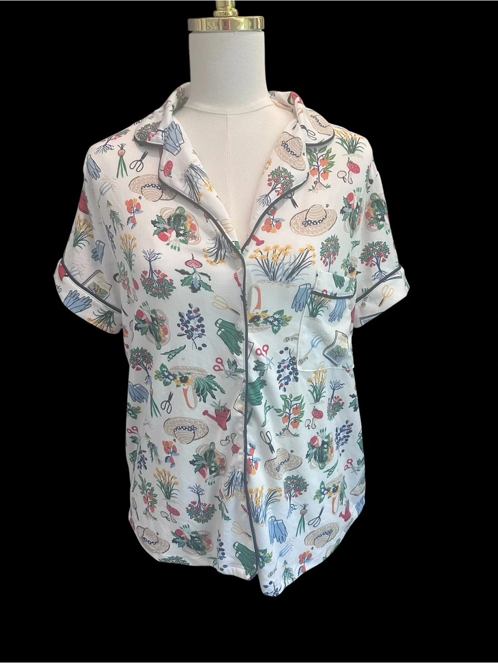 Kate Spade In the Garden Pajama Top Sz M Garden Print Button Front Short Sleeve